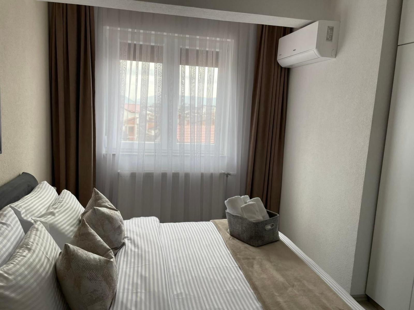Apartment Prizreni-Free Private Parking מראה חיצוני תמונה
