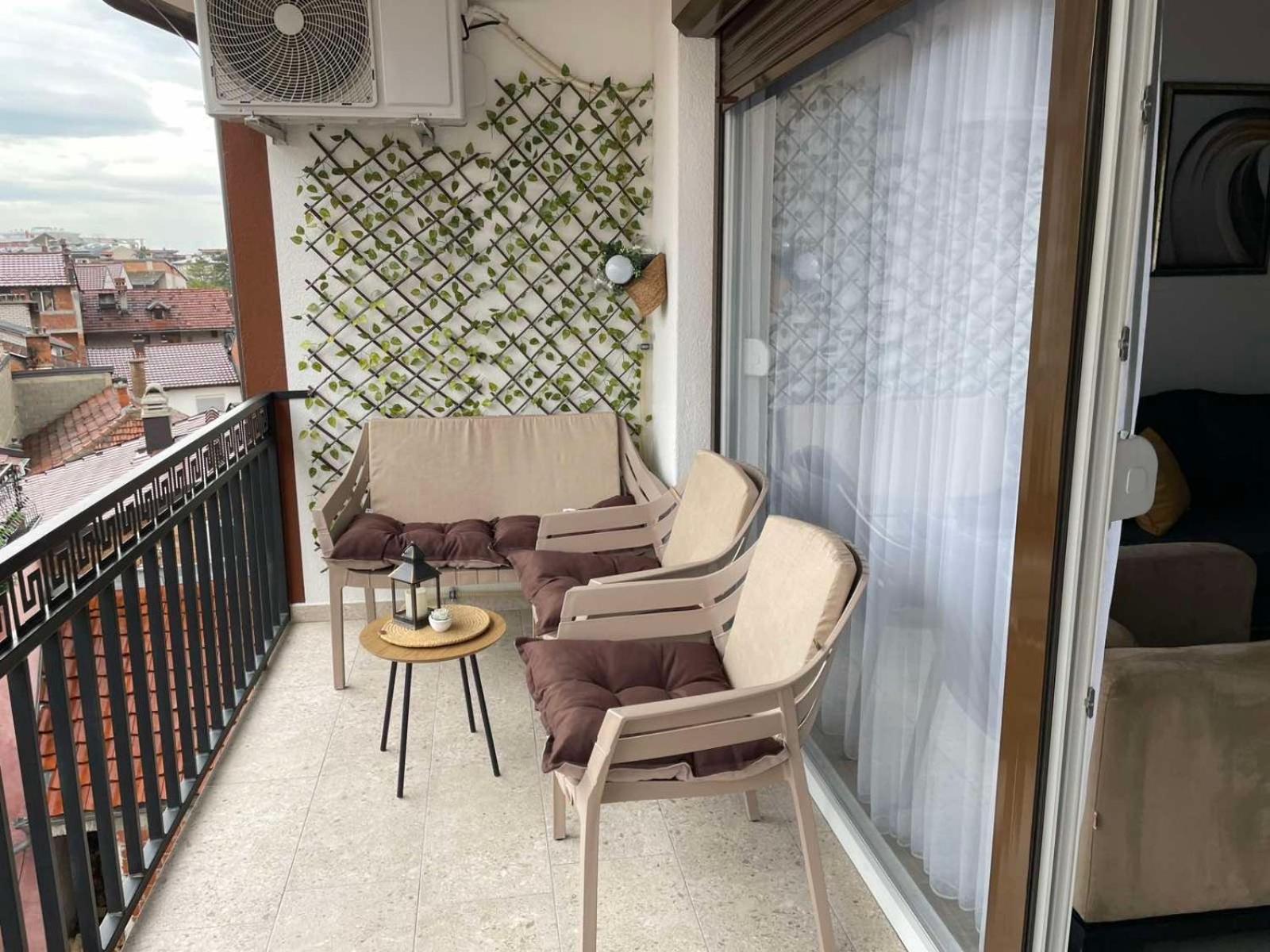 Apartment Prizreni-Free Private Parking מראה חיצוני תמונה