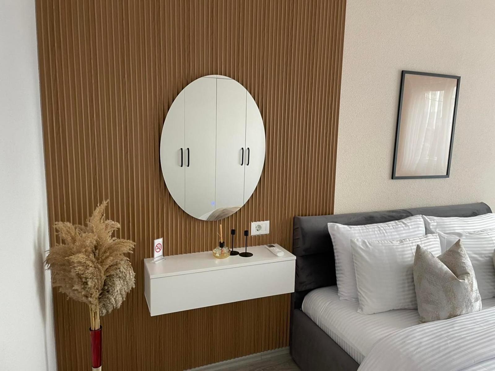 Apartment Prizreni-Free Private Parking מראה חיצוני תמונה