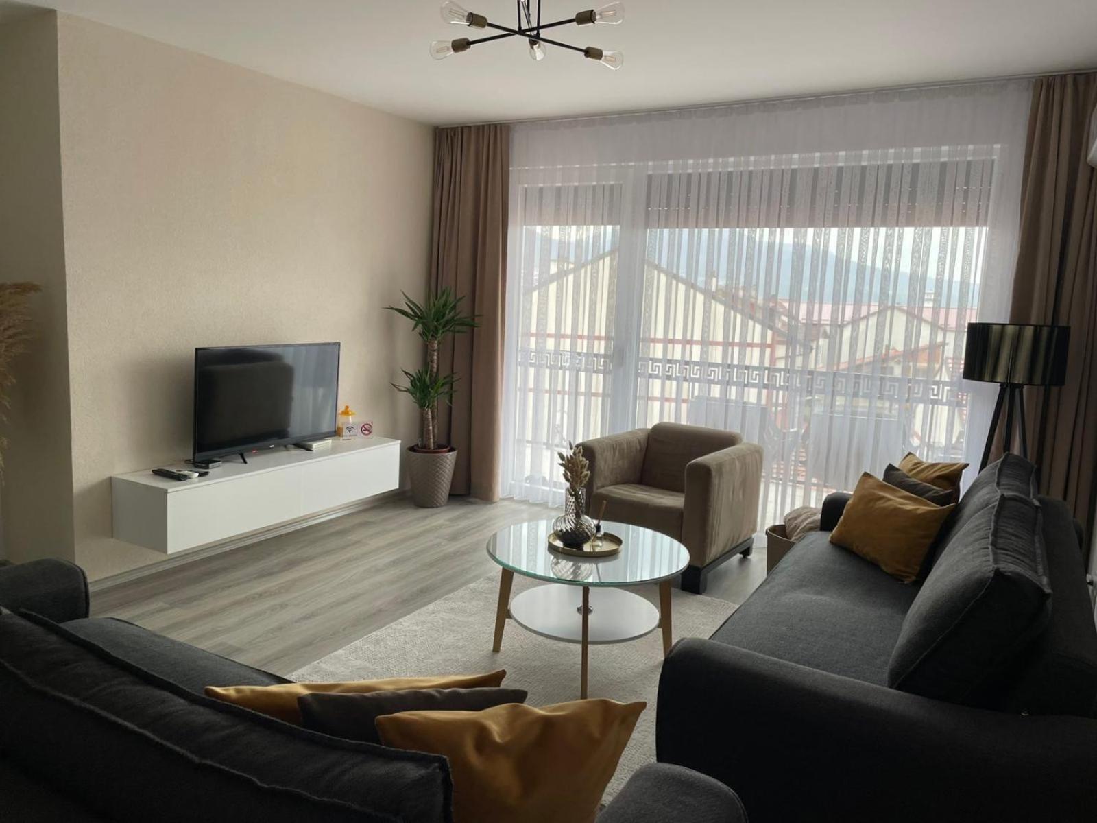 Apartment Prizreni-Free Private Parking מראה חיצוני תמונה