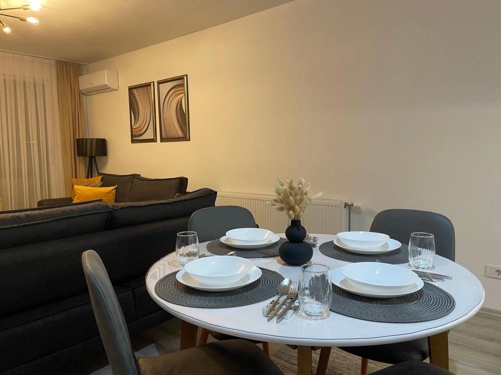 Apartment Prizreni-Free Private Parking מראה חיצוני תמונה